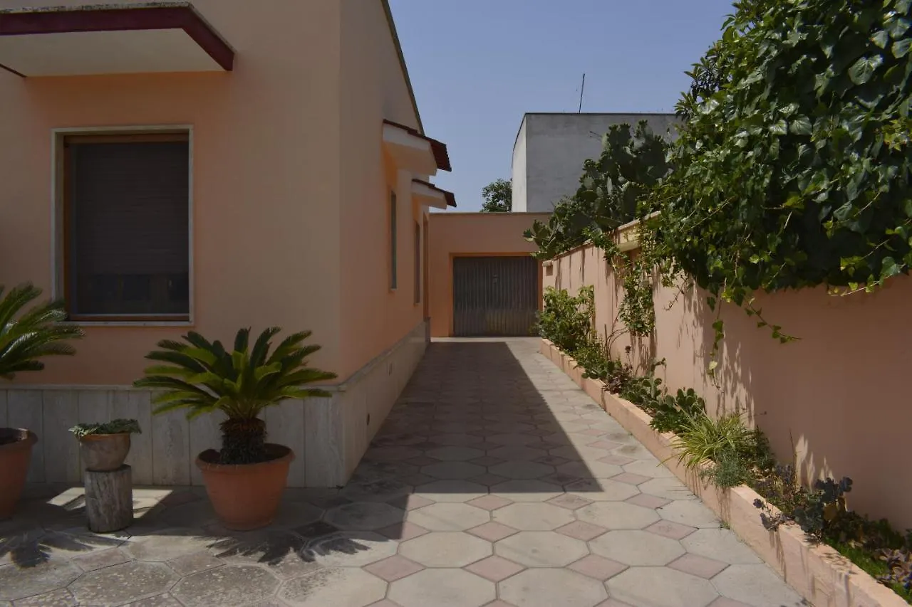 Casa Vacanza Pietro e Nina Lecce 0*,  Italia